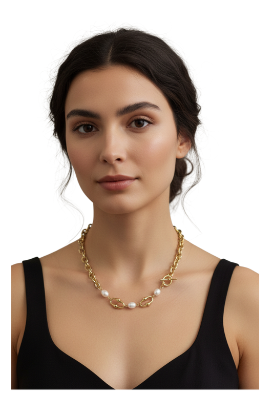 Gold & pearl style choker