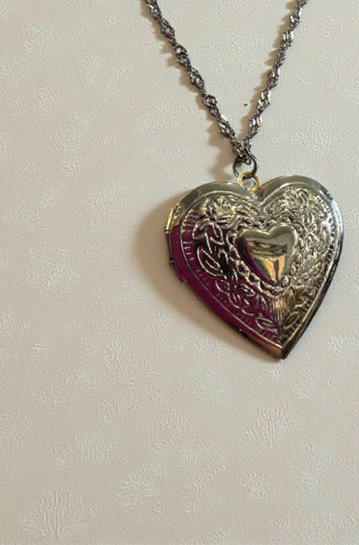 Gold heart locket