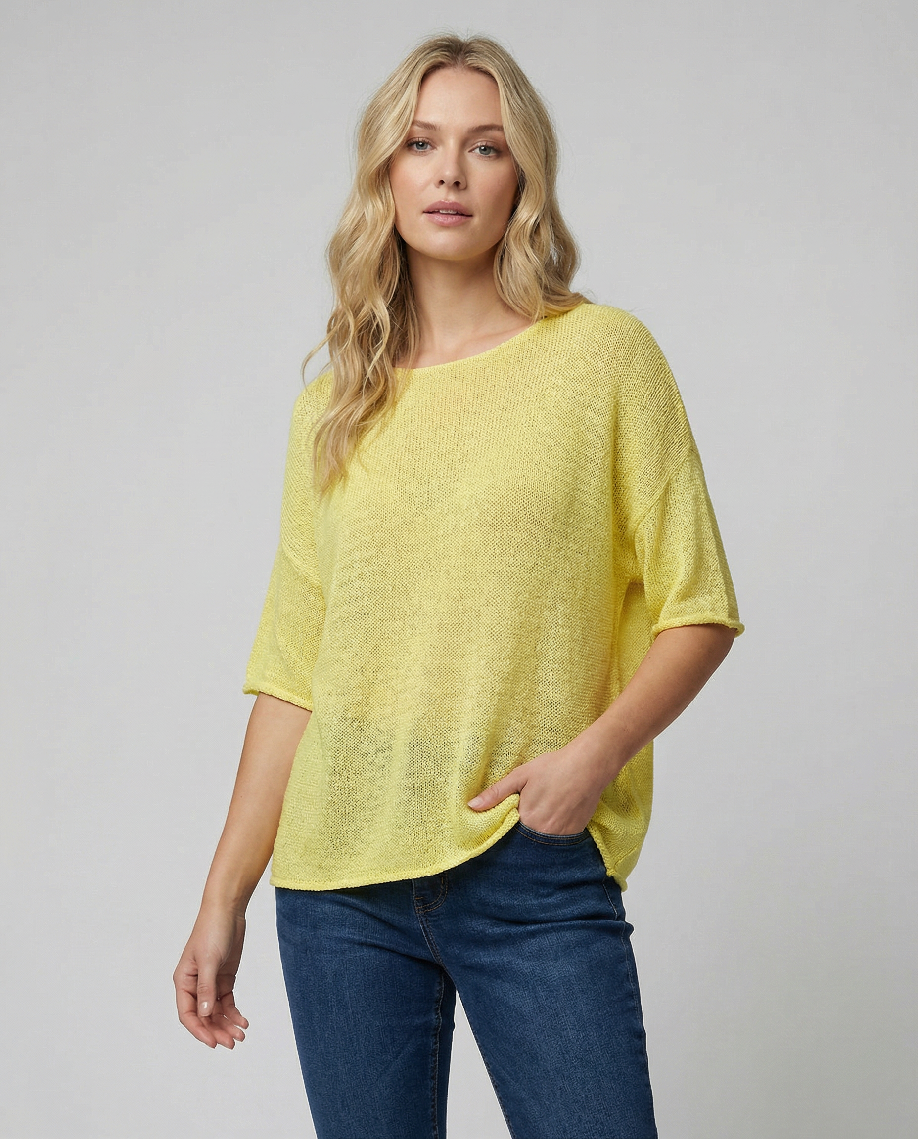 Boxy short sleeve Fine knitted jumper