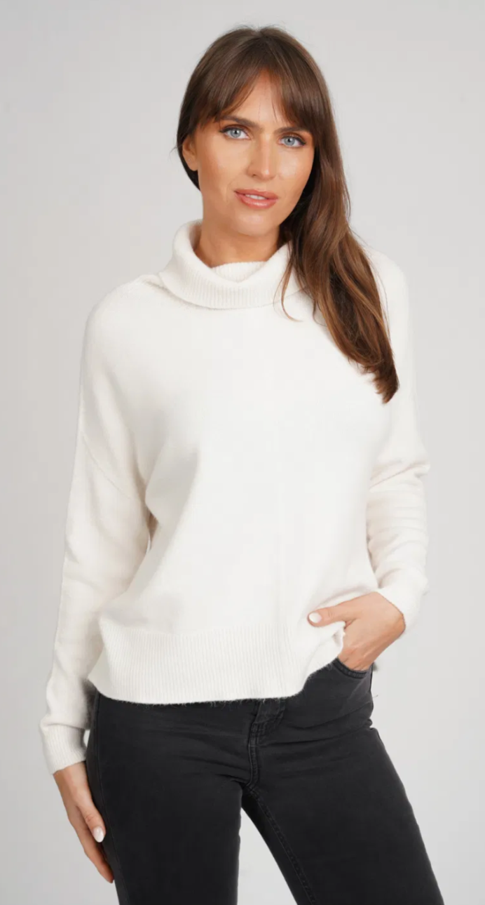 Polo Neck One size - soft and cosy winter jumper