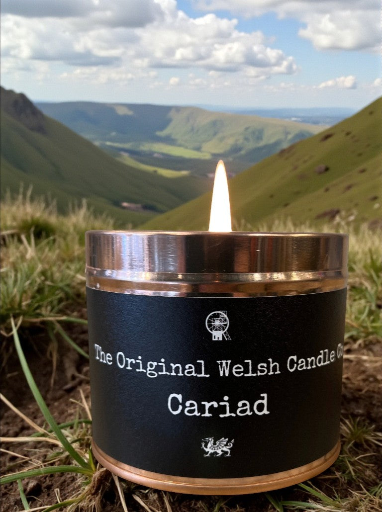 Cariad Copper tin scented candle - perfect for a sweetheart.