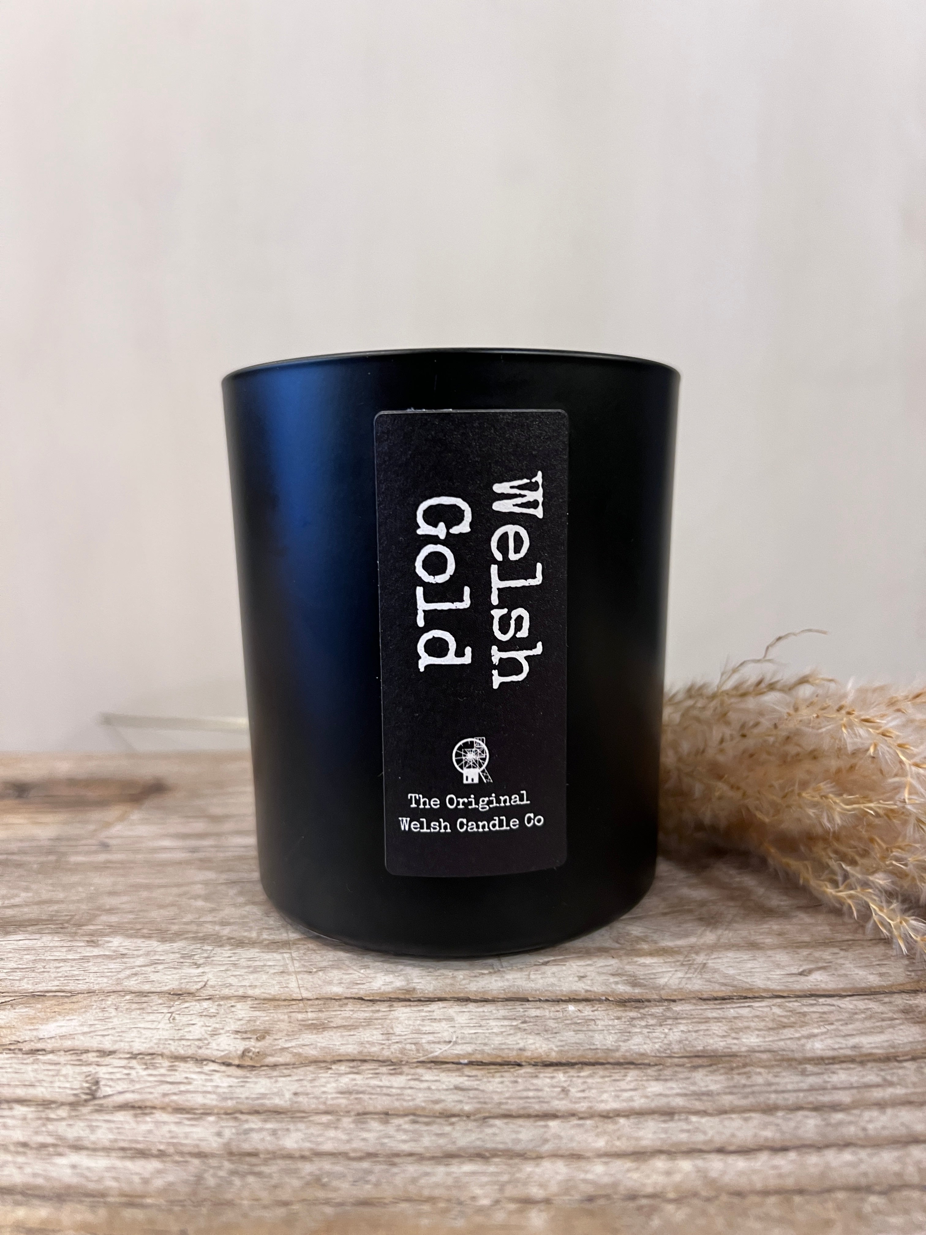 Welsh Gold scented glass jar candle 30cl - Honey & Tobacco