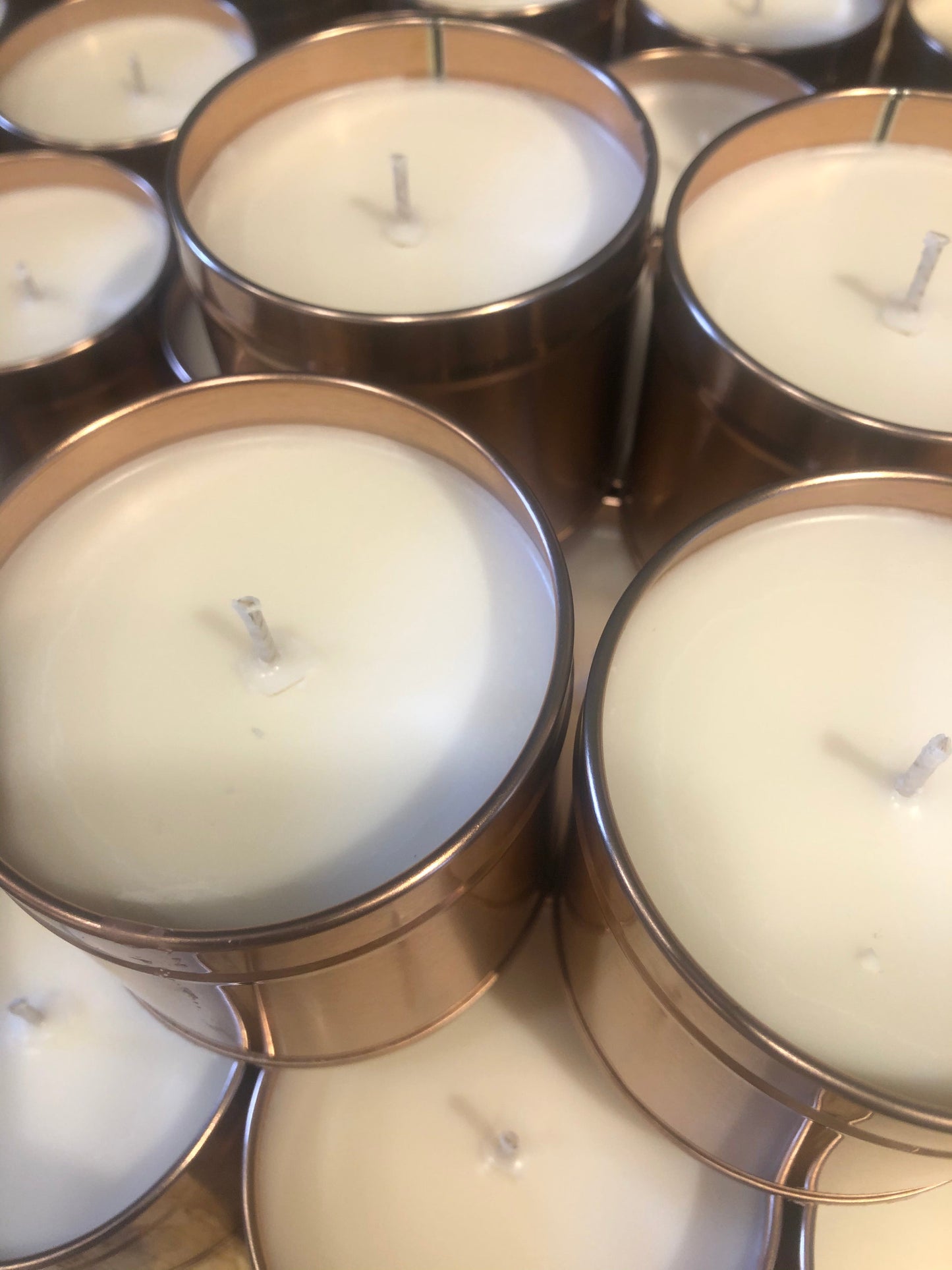 Cariad Copper tin scented candle - perfect for a sweetheart.